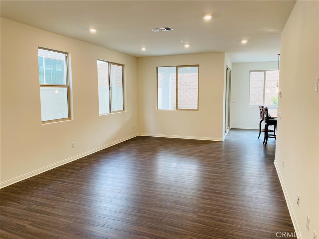 MLS #IG25243300 image #2