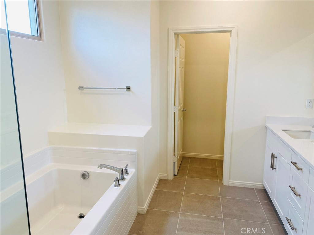 MLS #IG25243300 image #26