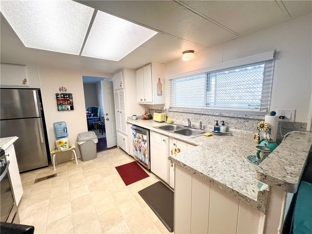 MLS #IG25243883 image #12