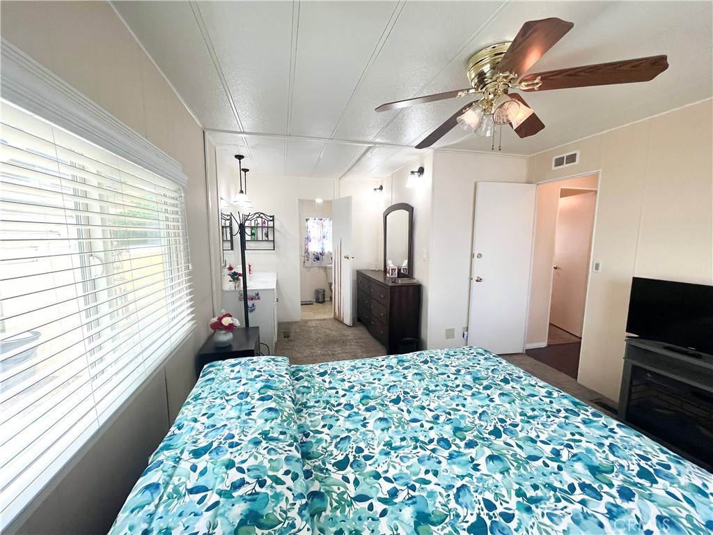 MLS #IG25243883 image #15