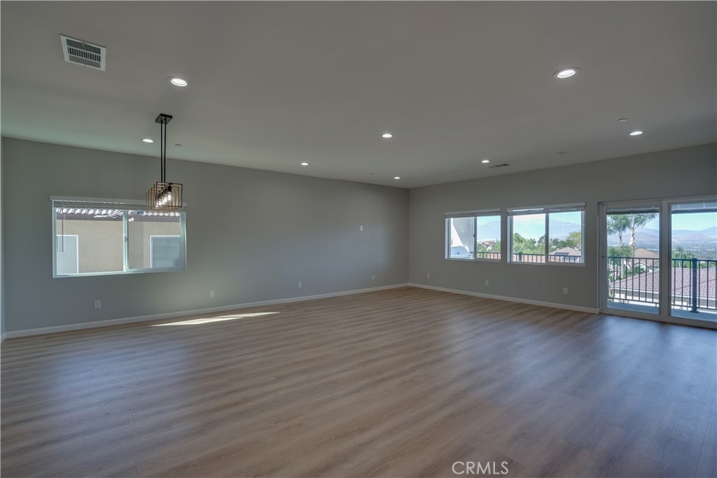 MLS #IG25243885 image #18