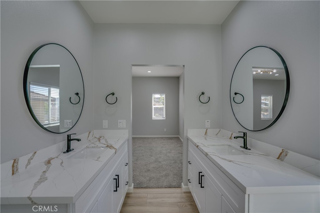 MLS #IG25243885 image #23