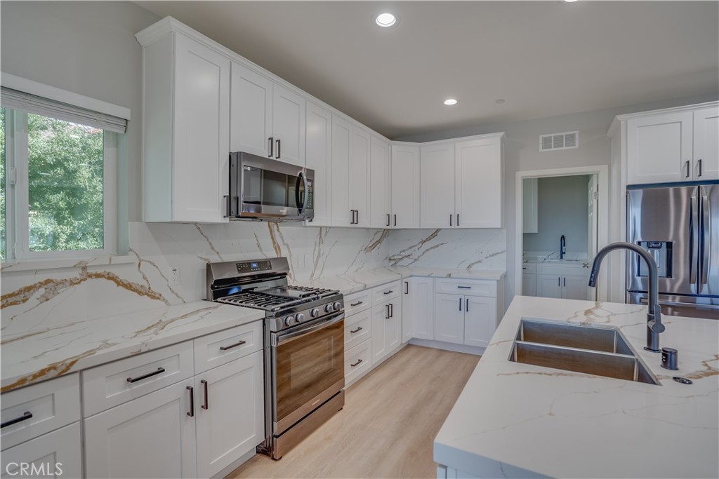 MLS #IG25243885 image #8