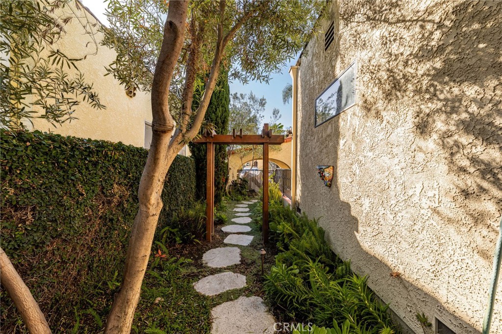 MLS #IG25244057 image #34