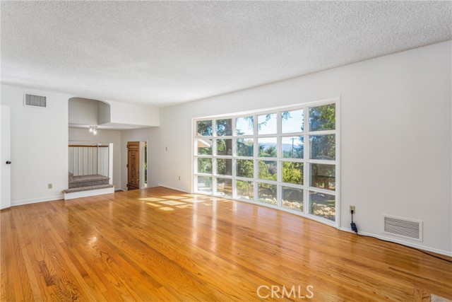 MLS #IG25244641 image #11