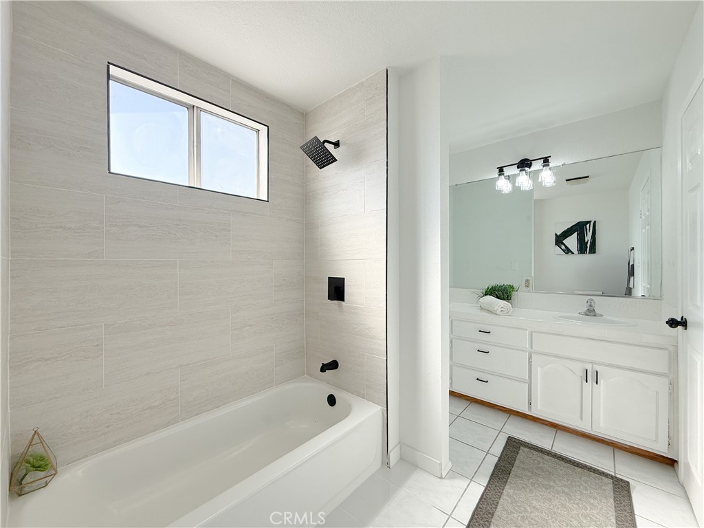 MLS #IG25245795 image #17