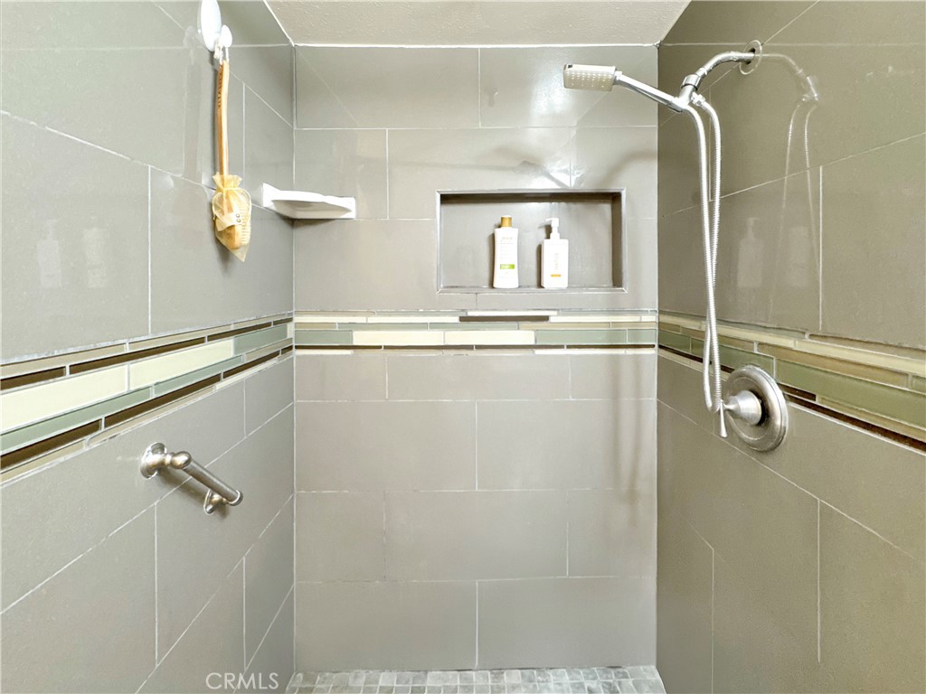 MLS #IG25251583 image #16