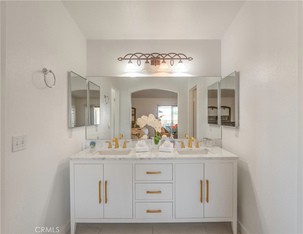 MLS #IG25254323 image #27