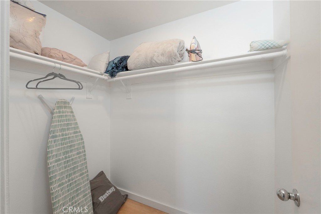 MLS #IG25254323 image #30