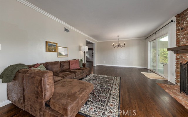 MLS #IG25257141 image #9