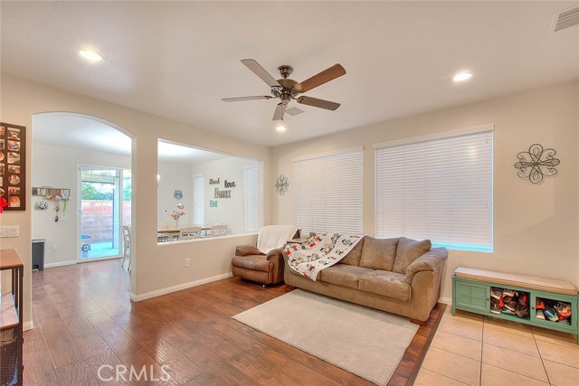 MLS #IG25261145 image #8