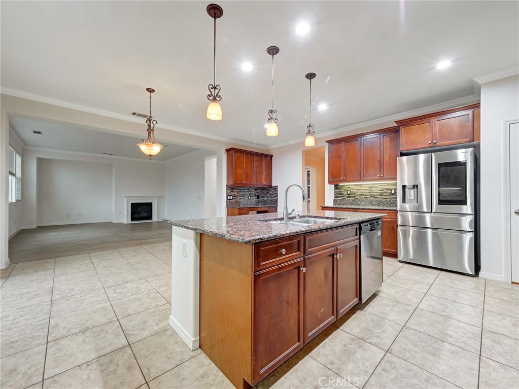 MLS #IG25261162 image #17