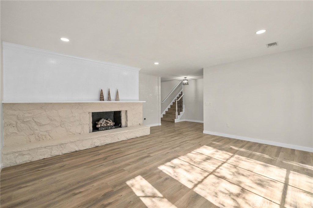 MLS #IG25261175 image #27