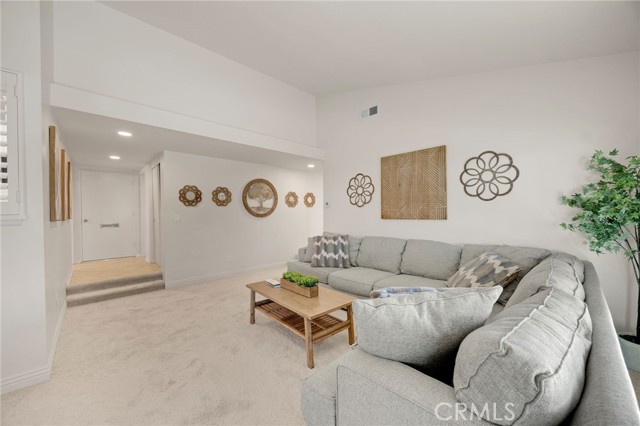 MLS #IG25261509 image #1