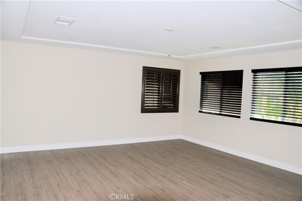 MLS #IG25263527 image #22