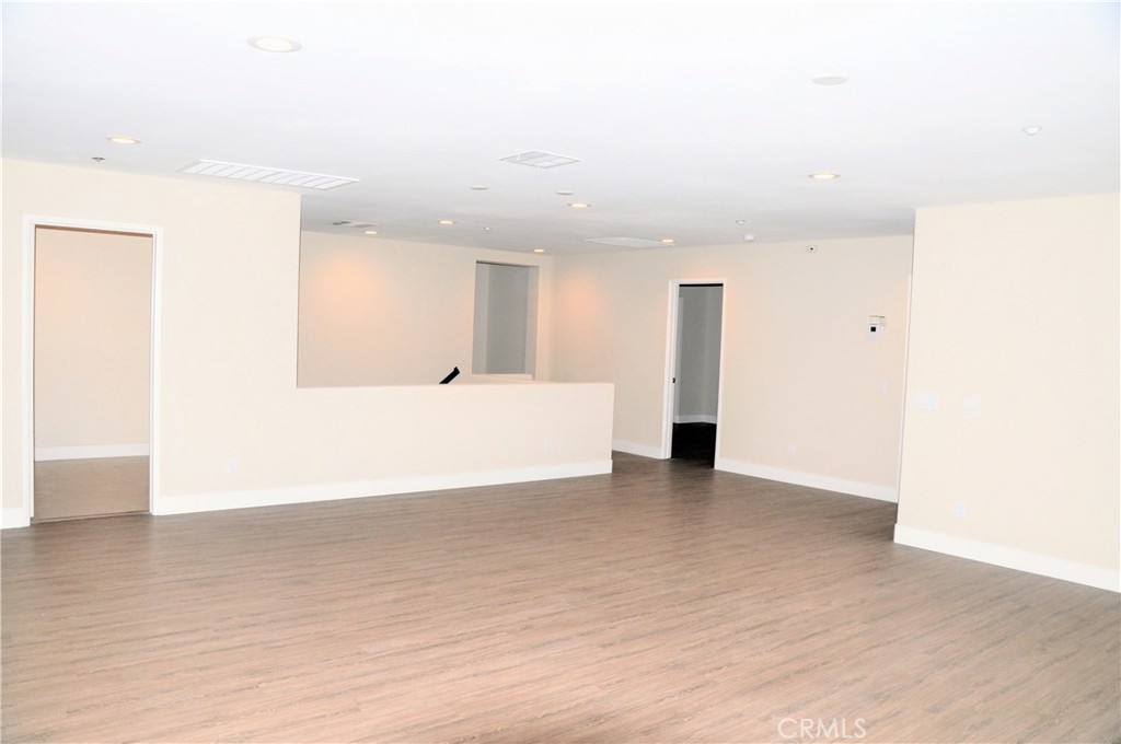 MLS #IG25263527 image #25