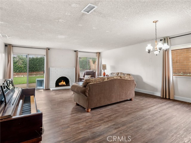 MLS #IG25264034 image #5