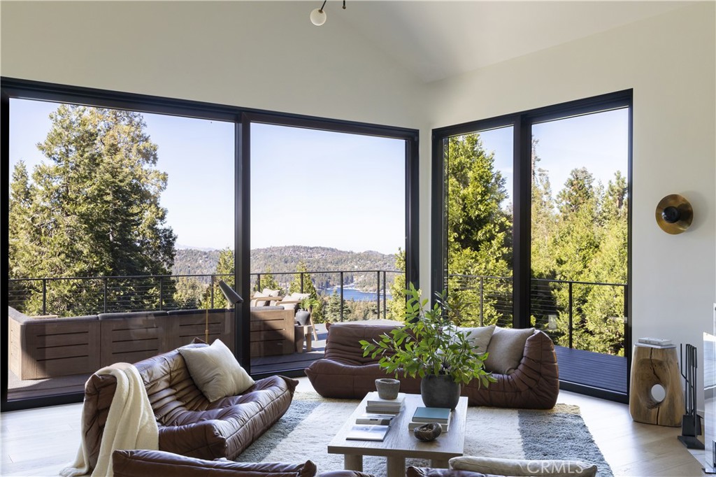 MLS #IG25265287 image #0