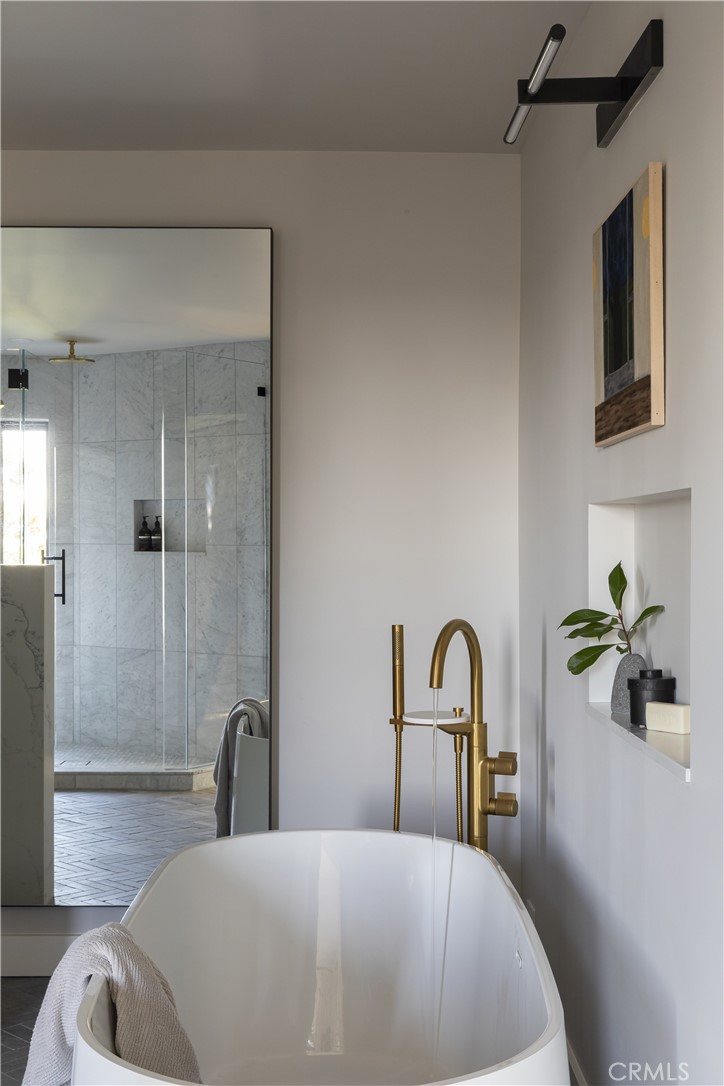 MLS #IG25265287 image #18