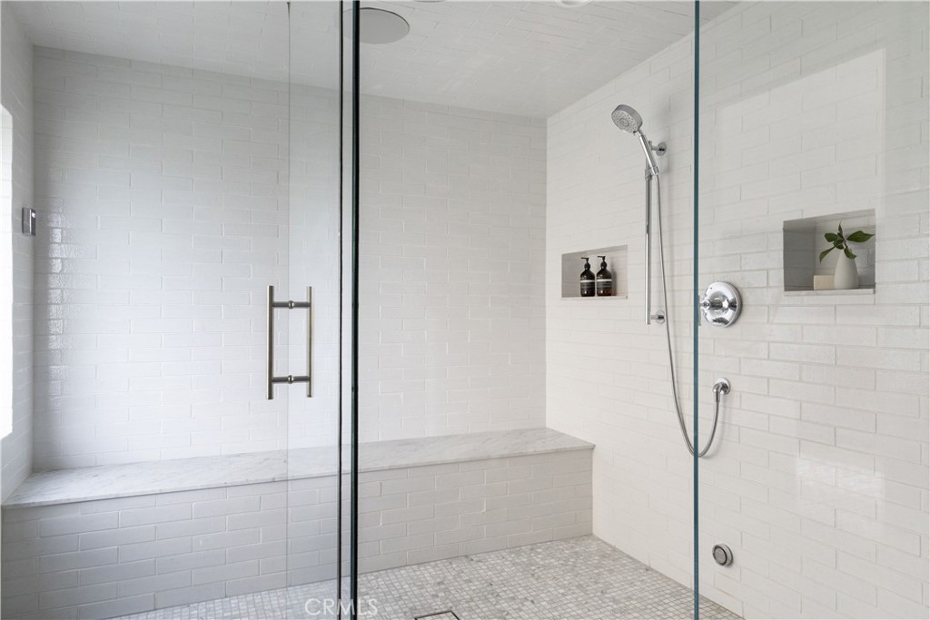 MLS #IG25265287 image #32