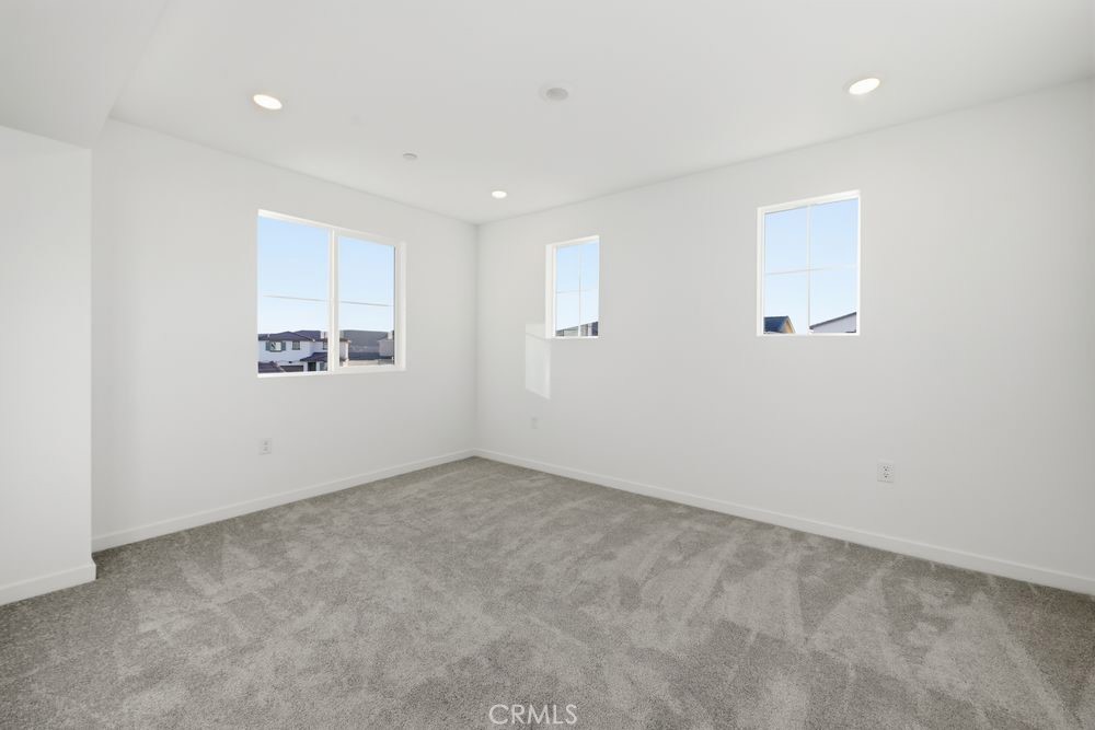 MLS #IG25266696 image #9