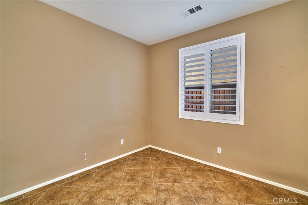 MLS #IG25267017 image #24