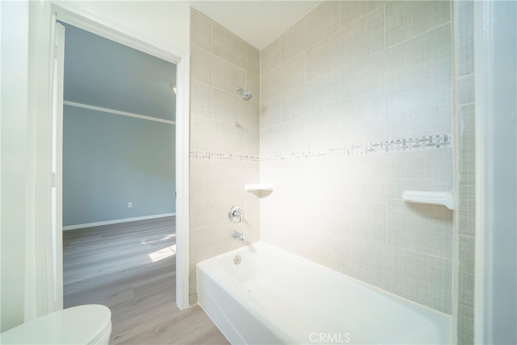 MLS #IG25268046 image #23