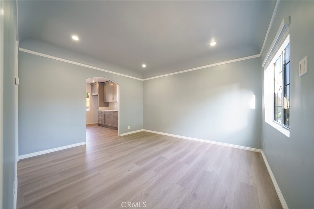 MLS #IG25268046 image #8