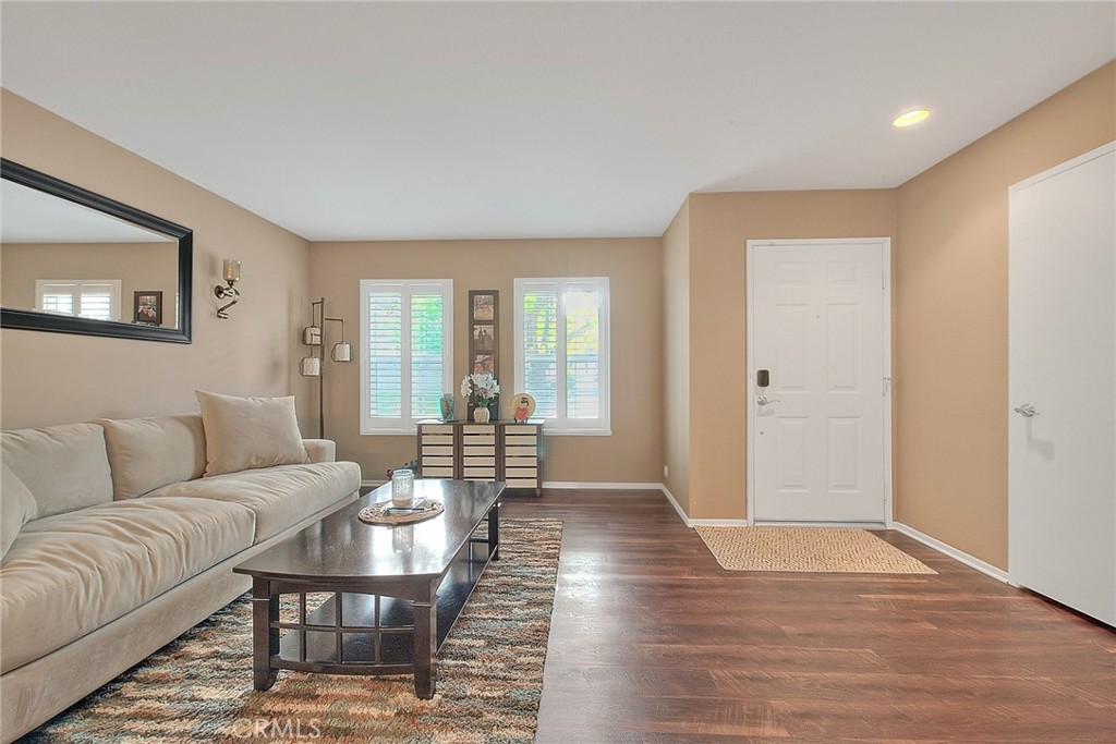 MLS #IG25268117 image #3