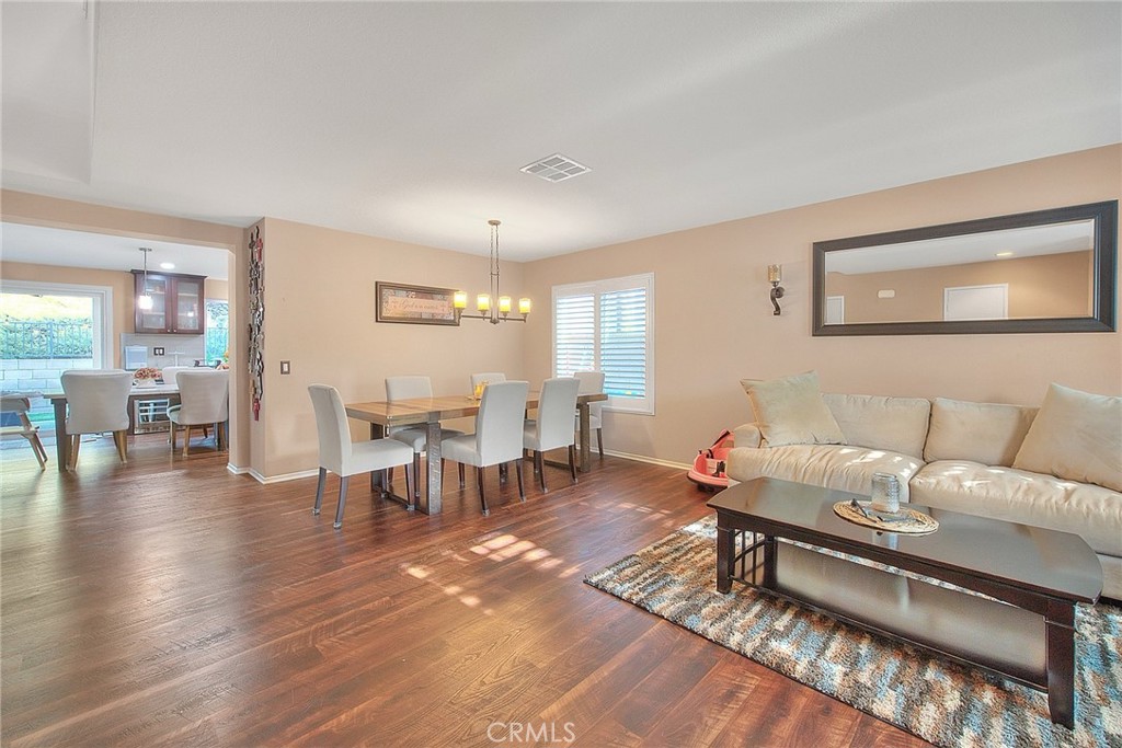 MLS #IG25268117 image #4