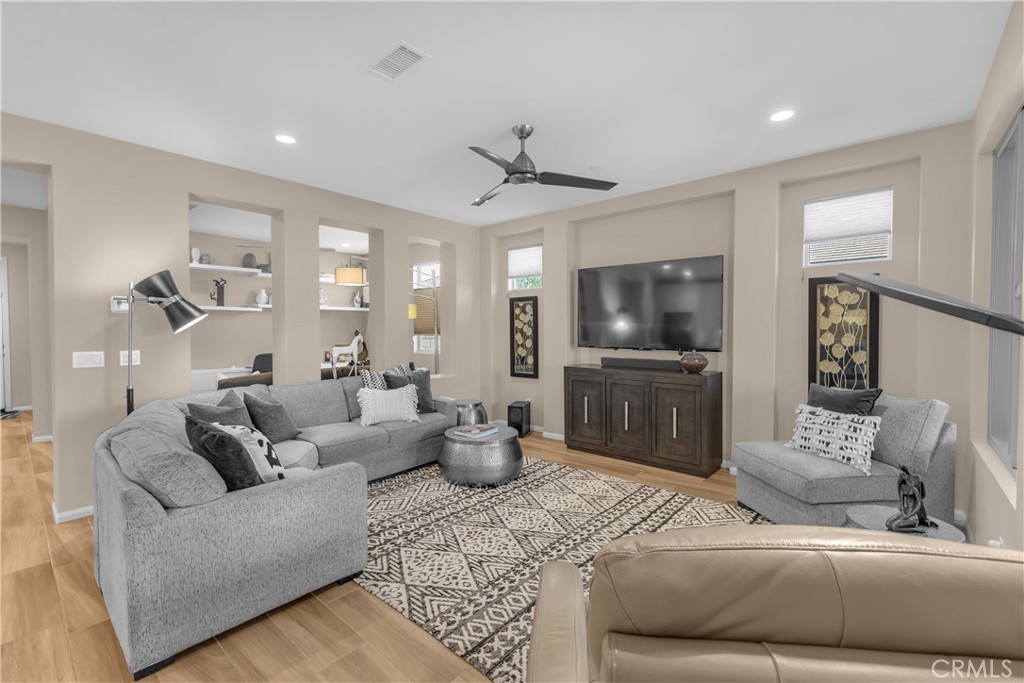 MLS #IG25268624 image #8