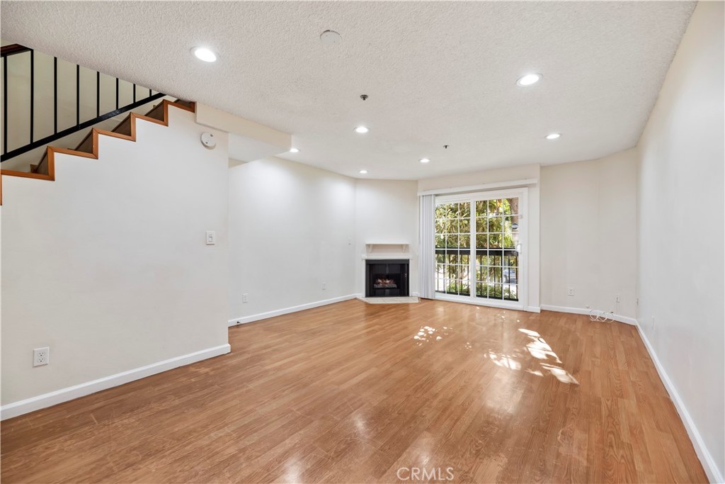 MLS #IG25268823 image #19