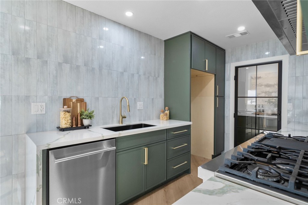 MLS #IG25268978 image #1