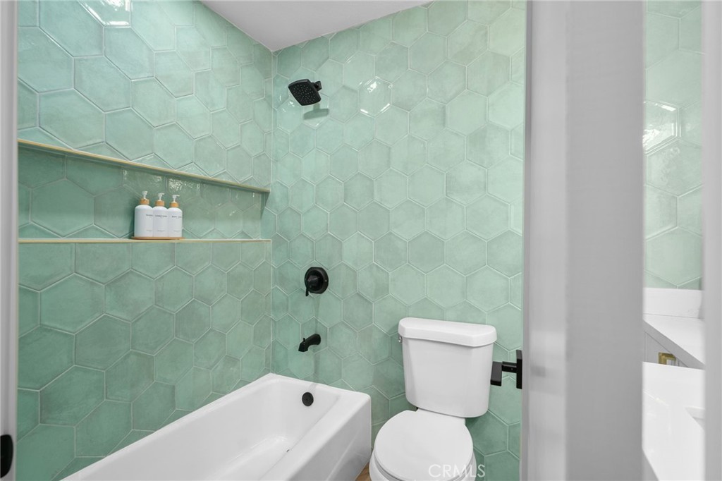 MLS #IG25268978 image #26