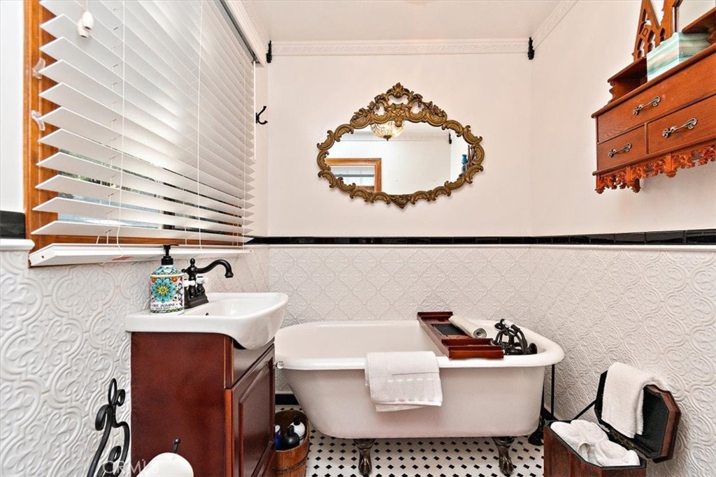 MLS #IG25270154 image #30