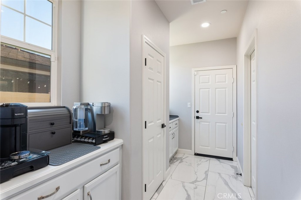 MLS #IG25272615 image #15