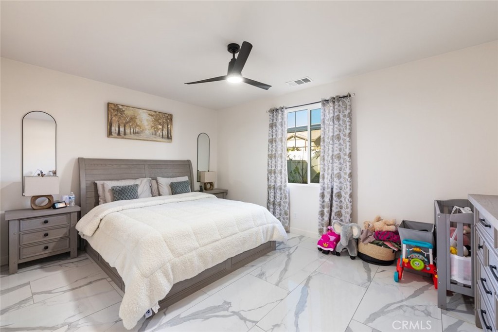 MLS #IG25272615 image #17