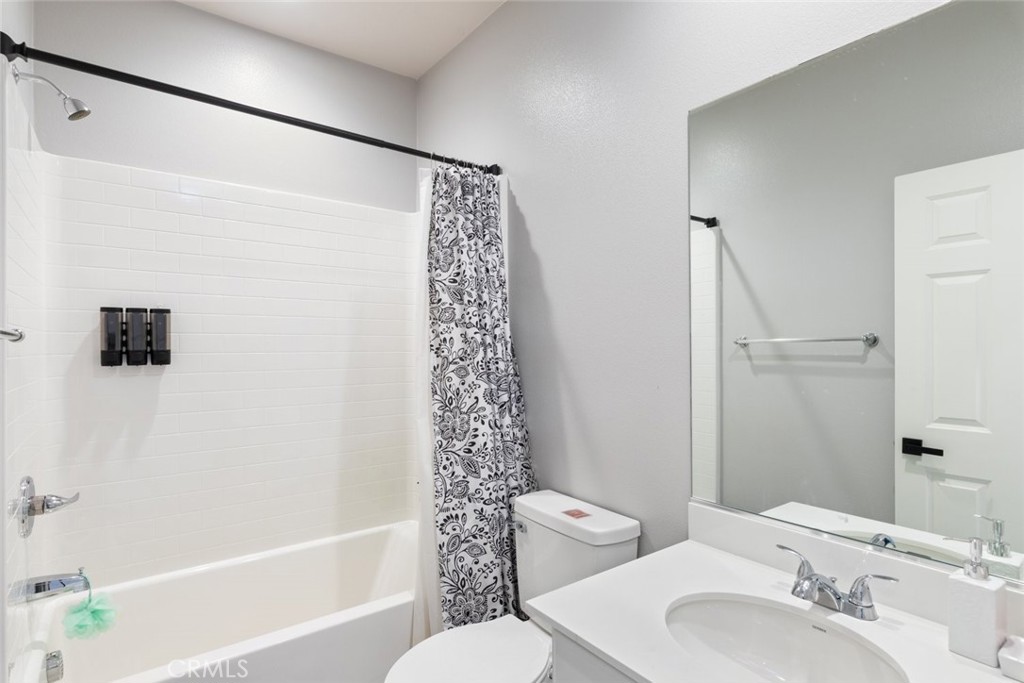 MLS #IG25272615 image #23