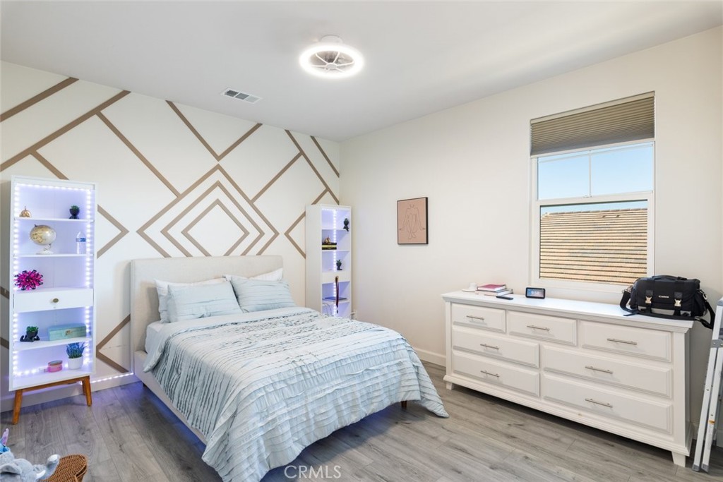 MLS #IG25272615 image #24