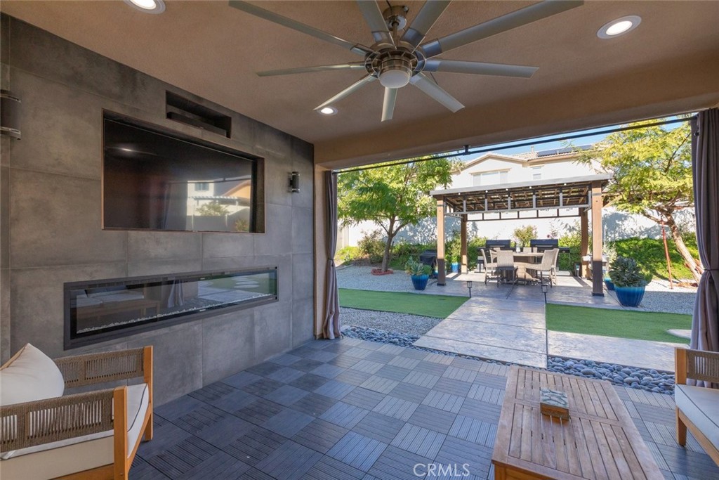 MLS #IG25272615 image #32