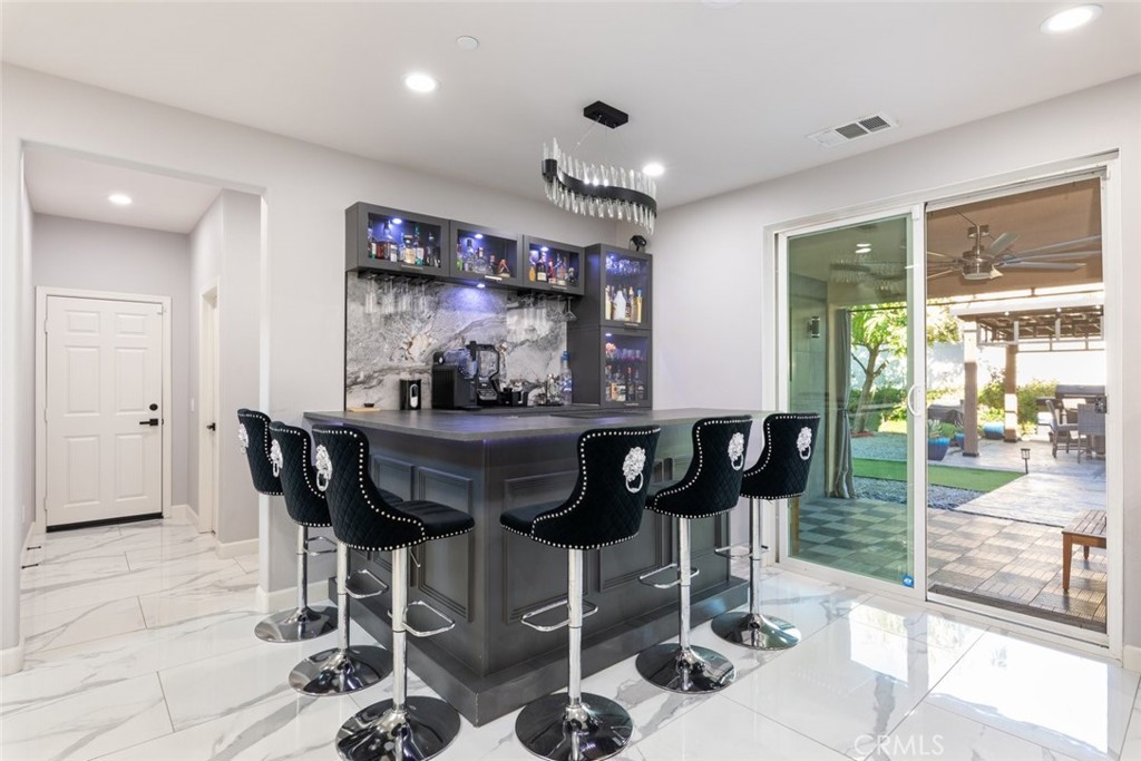 MLS #IG25272615 image #6