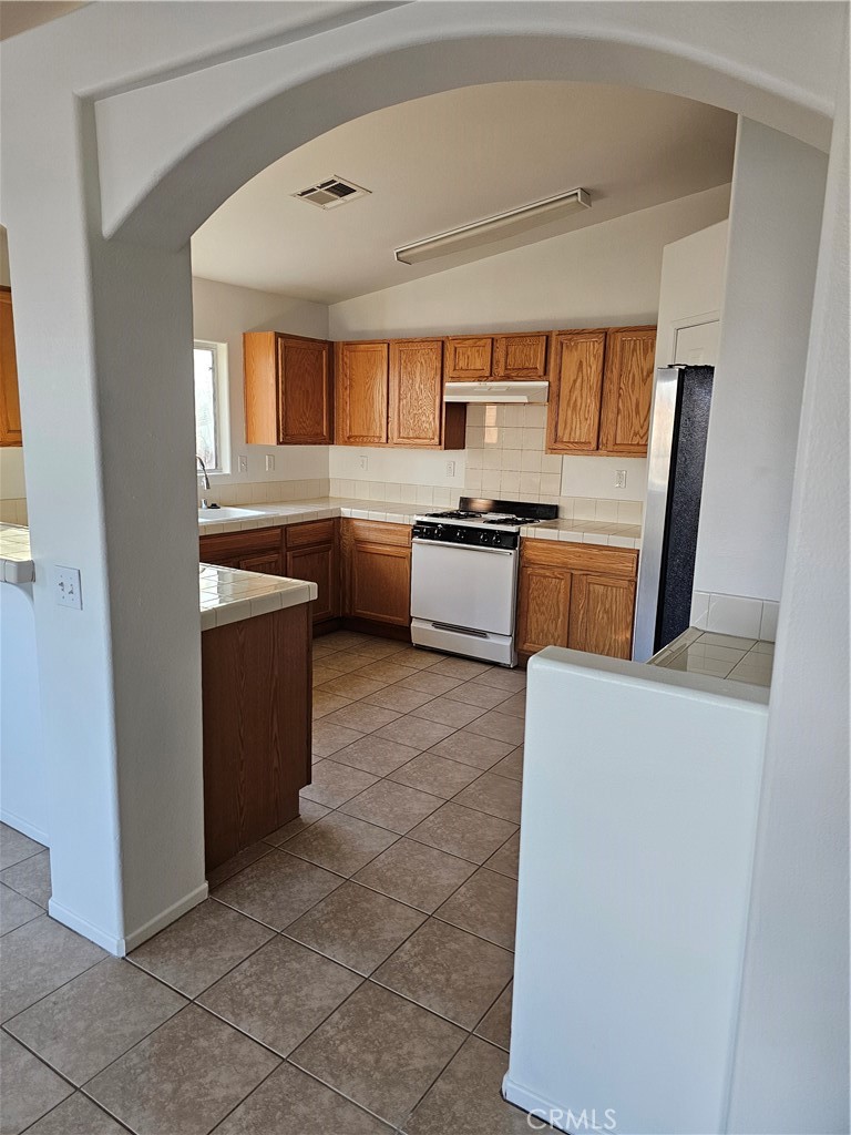 MLS #IG25273483 image #2