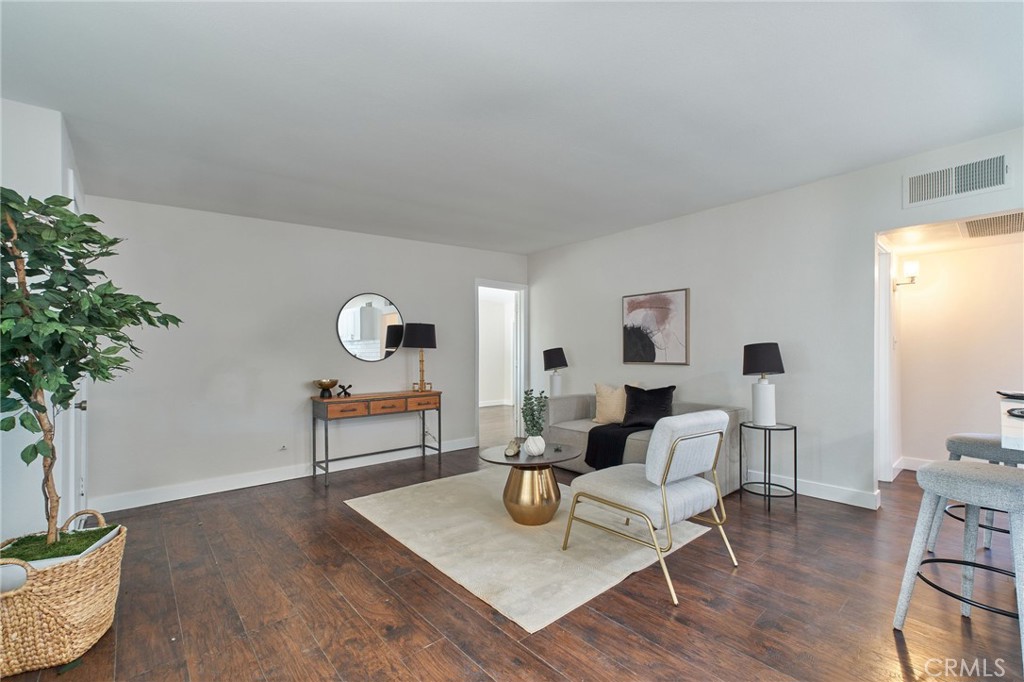 MLS #IG25275865 image #9