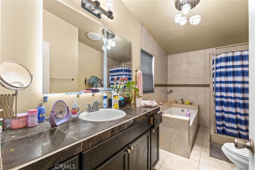 MLS #IG25281213 image #17