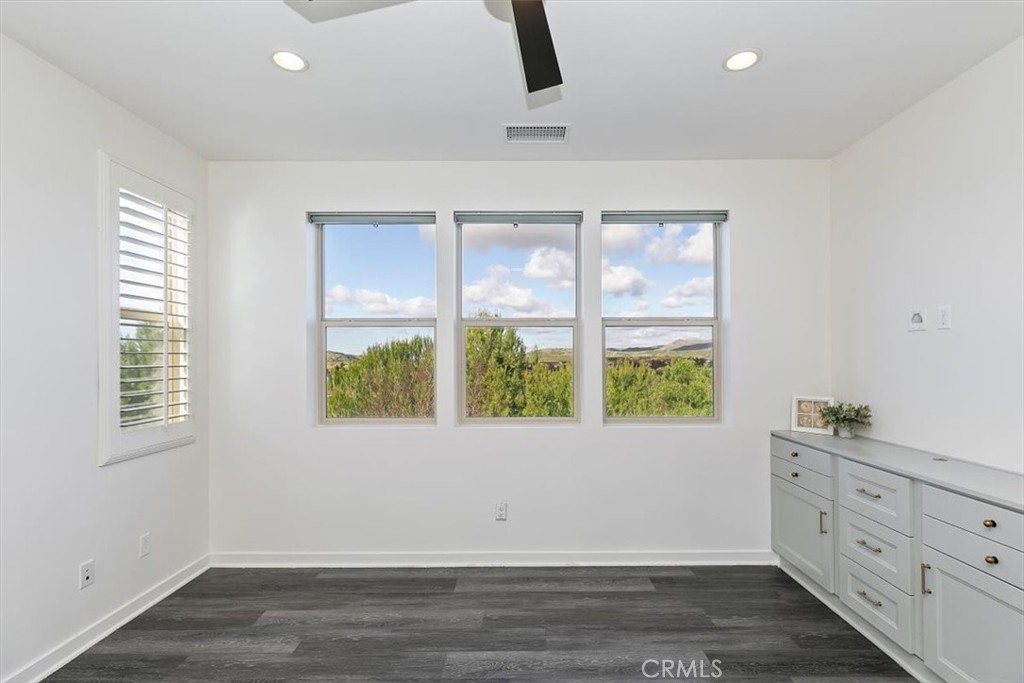 MLS #IG25282200 image #23