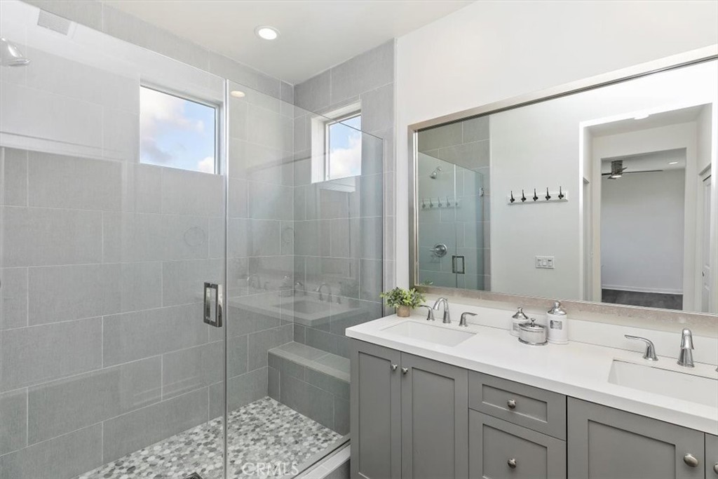 MLS #IG25282200 image #28