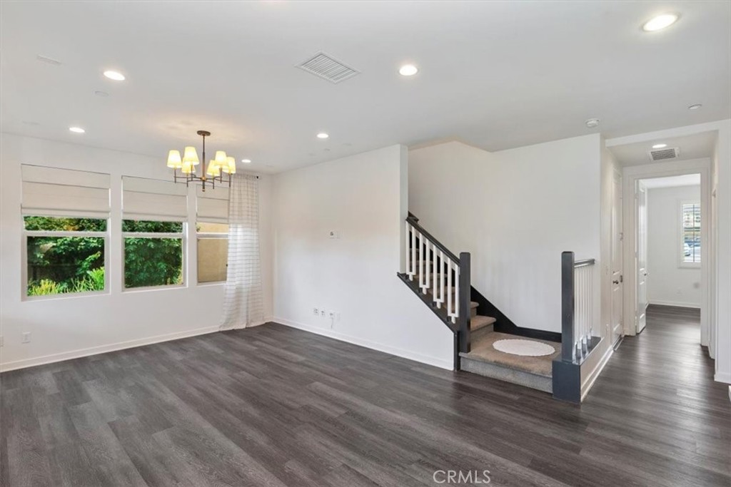 MLS #IG25282200 image #6