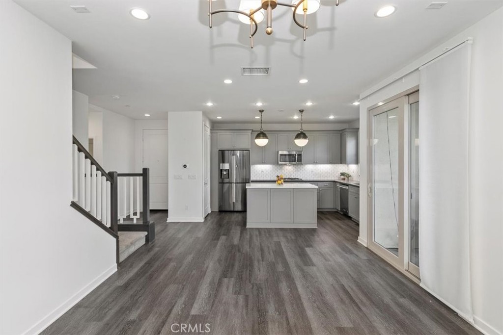 MLS #IG25282200 image #9