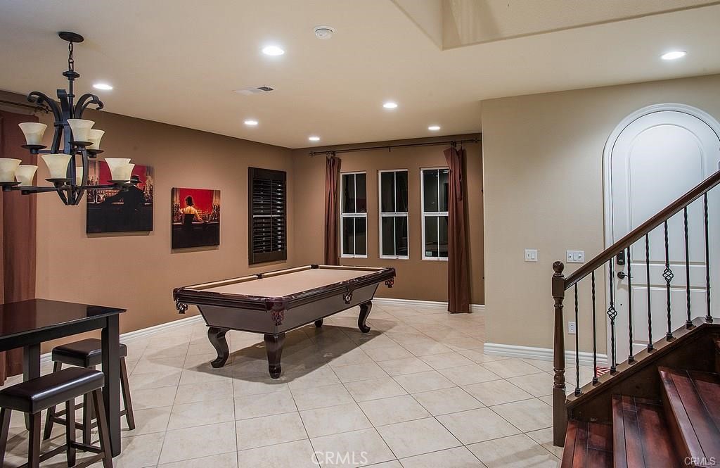 MLS #IN25230121 image #1