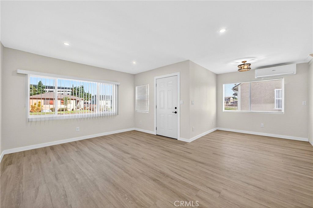 MLS #IN25254812 image #3